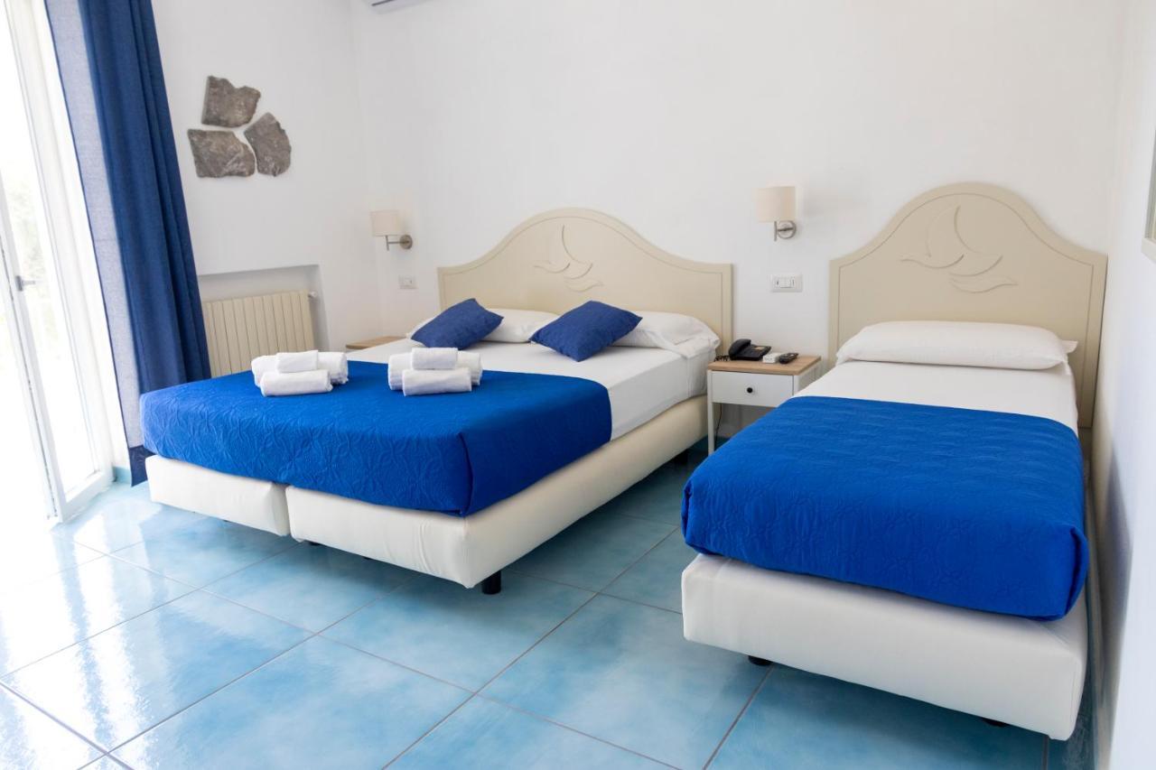 Hotel La Luna Ischia Bagian luar foto