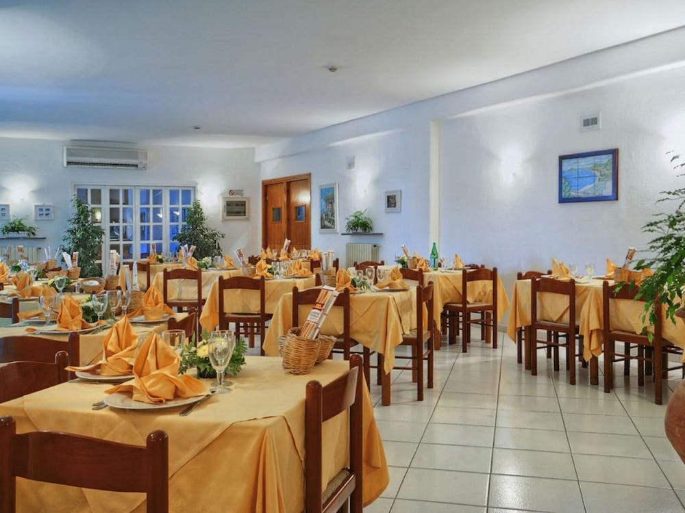 Hotel La Luna Ischia Bagian luar foto