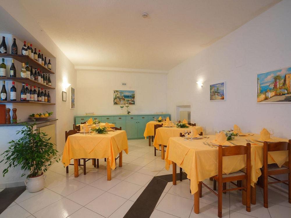 Hotel La Luna Ischia Bagian luar foto