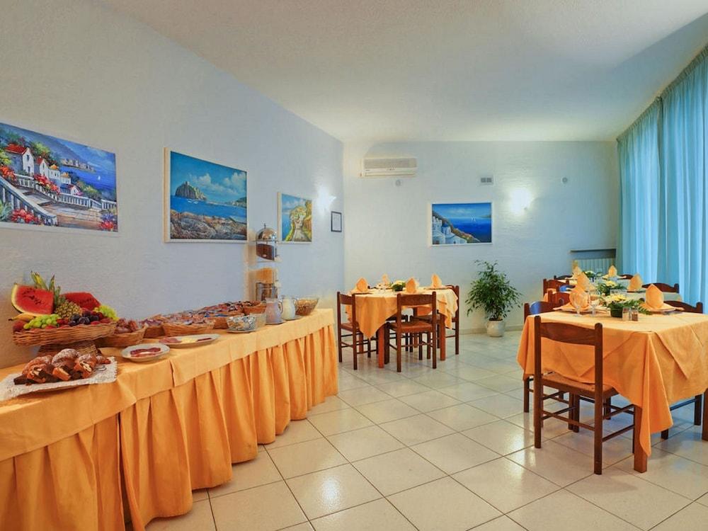 Hotel La Luna Ischia Bagian luar foto