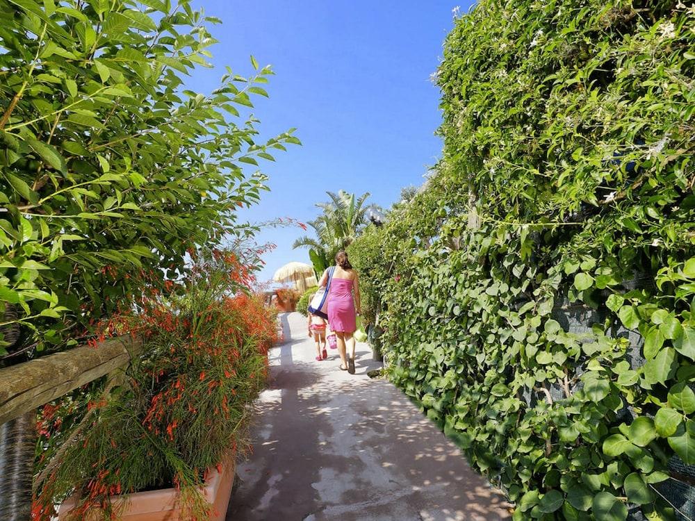 Hotel La Luna Ischia Bagian luar foto