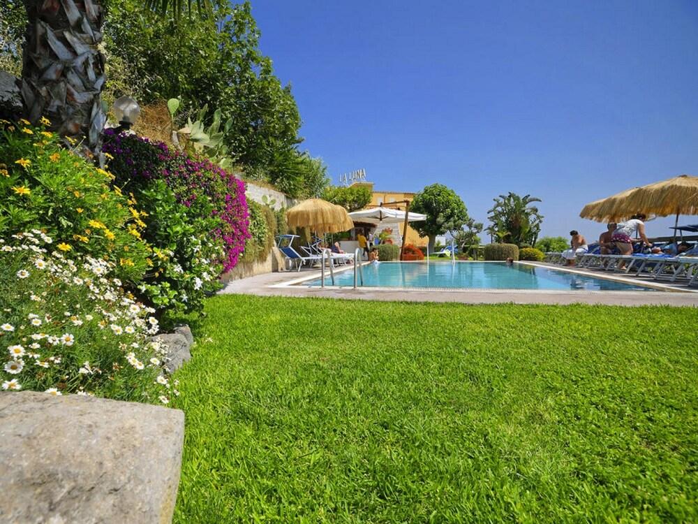 Hotel La Luna Ischia Bagian luar foto