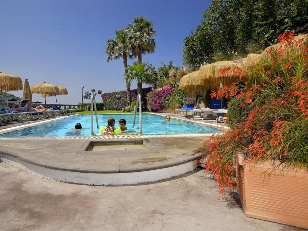 Hotel La Luna Ischia Bagian luar foto