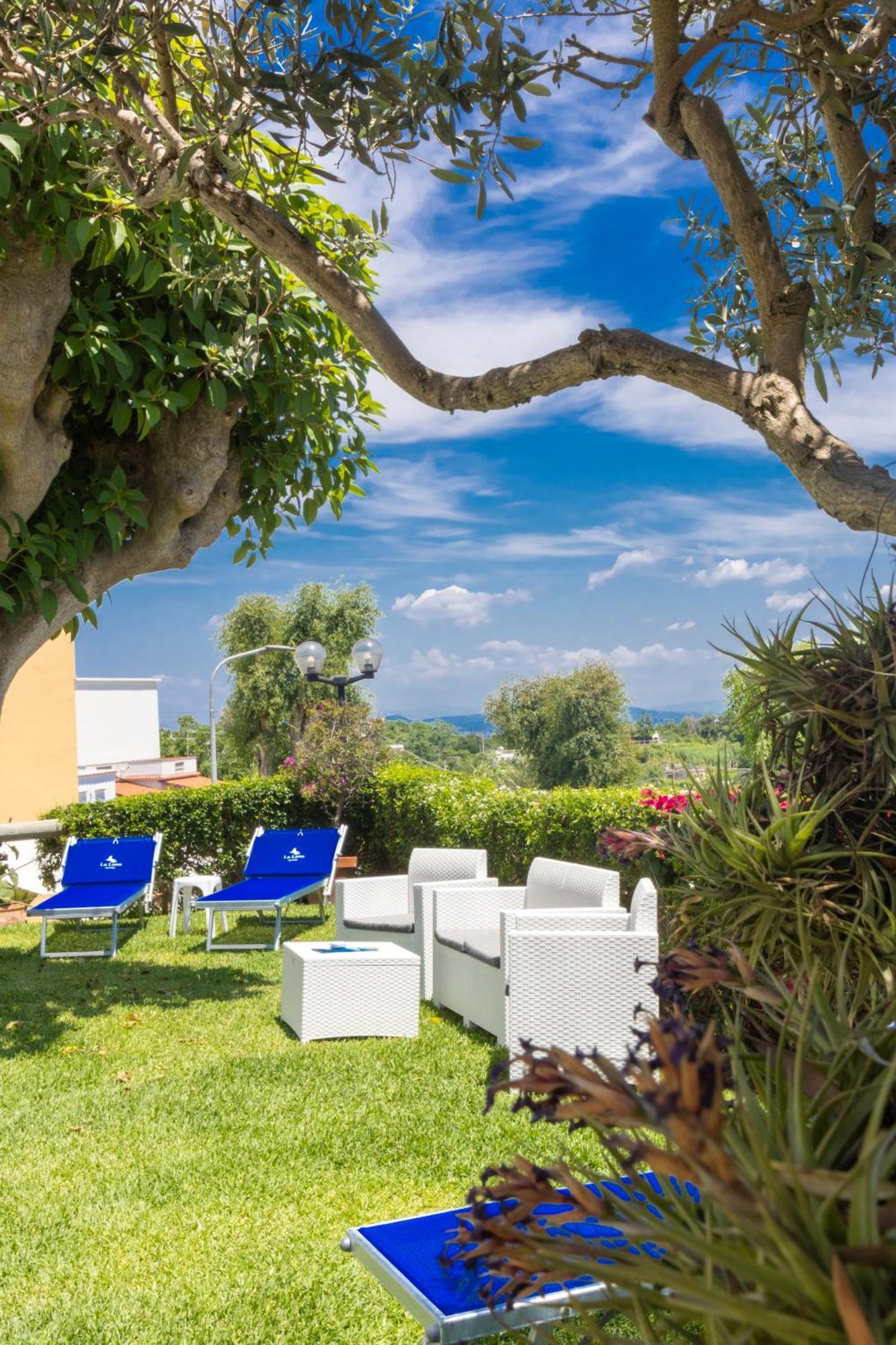 Hotel La Luna Ischia Bagian luar foto