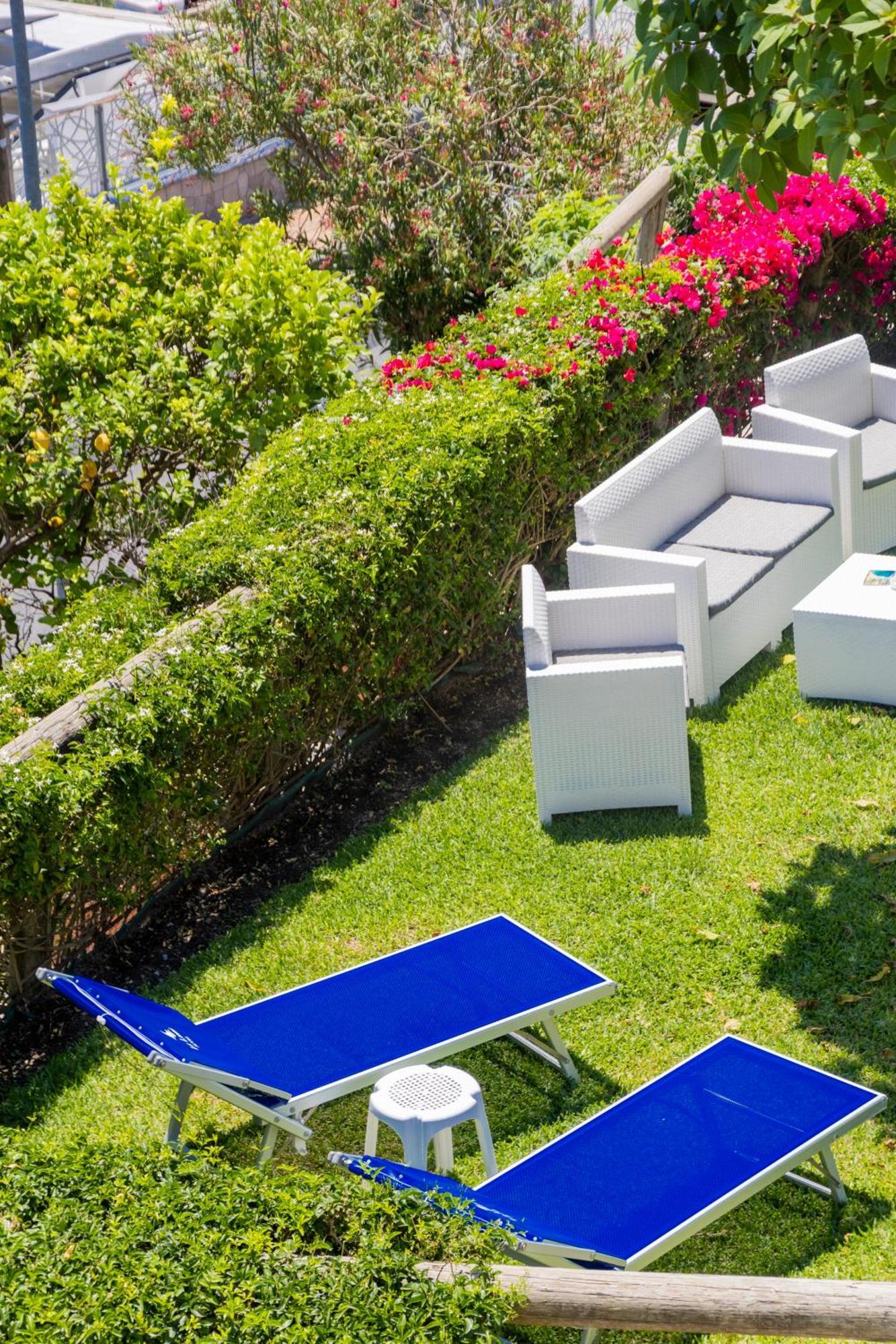 Hotel La Luna Ischia Bagian luar foto