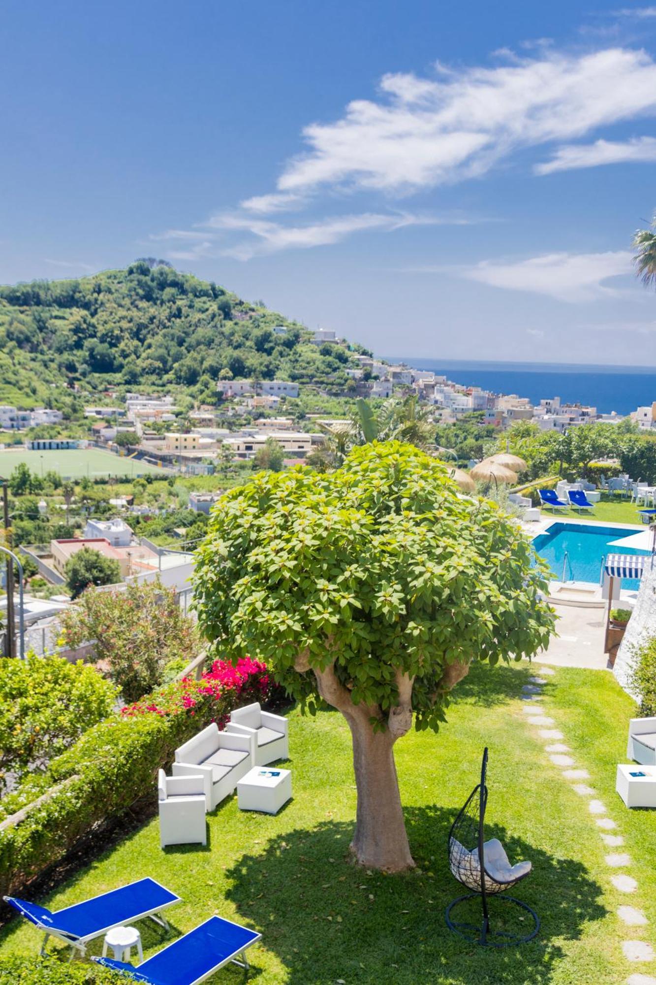 Hotel La Luna Ischia Bagian luar foto